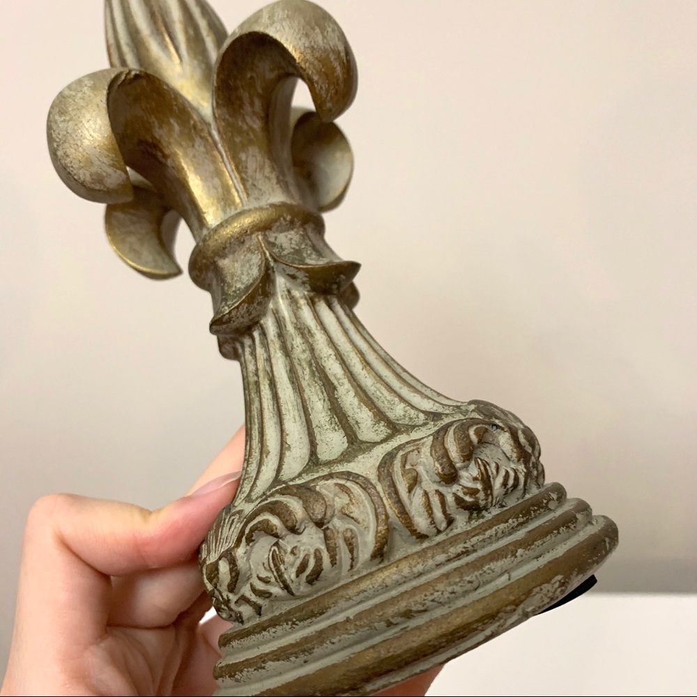 Fleur de Lis Home Accents Decor - Picture 9 of 10